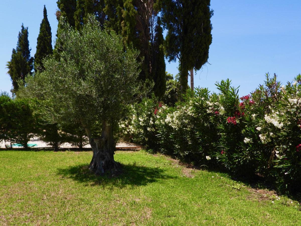 Cypress Garden Villas Svoronata Exterior photo